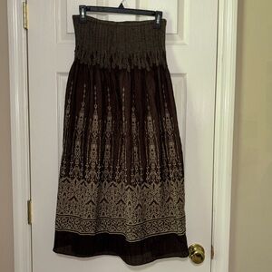 One size fits most stretch waist skirt